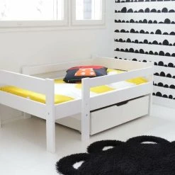 Veke Emma Jatkettava Lastensänky Valkoinen 7 Veke Emma Jatkettava Lastensänky Valkoinen -Veke Myymälä img 4546muokattu kalustekauppa