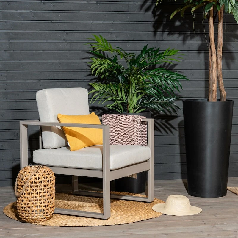 Veke Kallas Nojatuoli Greige, Hiekka Pehmusteet 1 Veke Kallas Nojatuoli Greige, Hiekka Pehmusteet